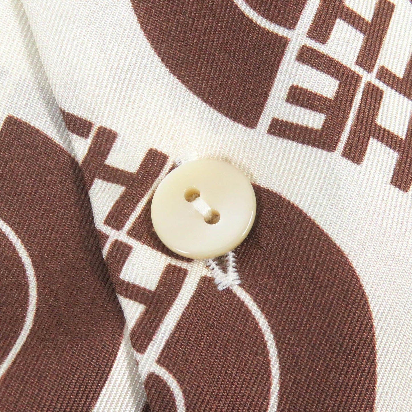 Luxury Gucci Trending 2025 Silk Logo Bowling Shirt Ivory 44