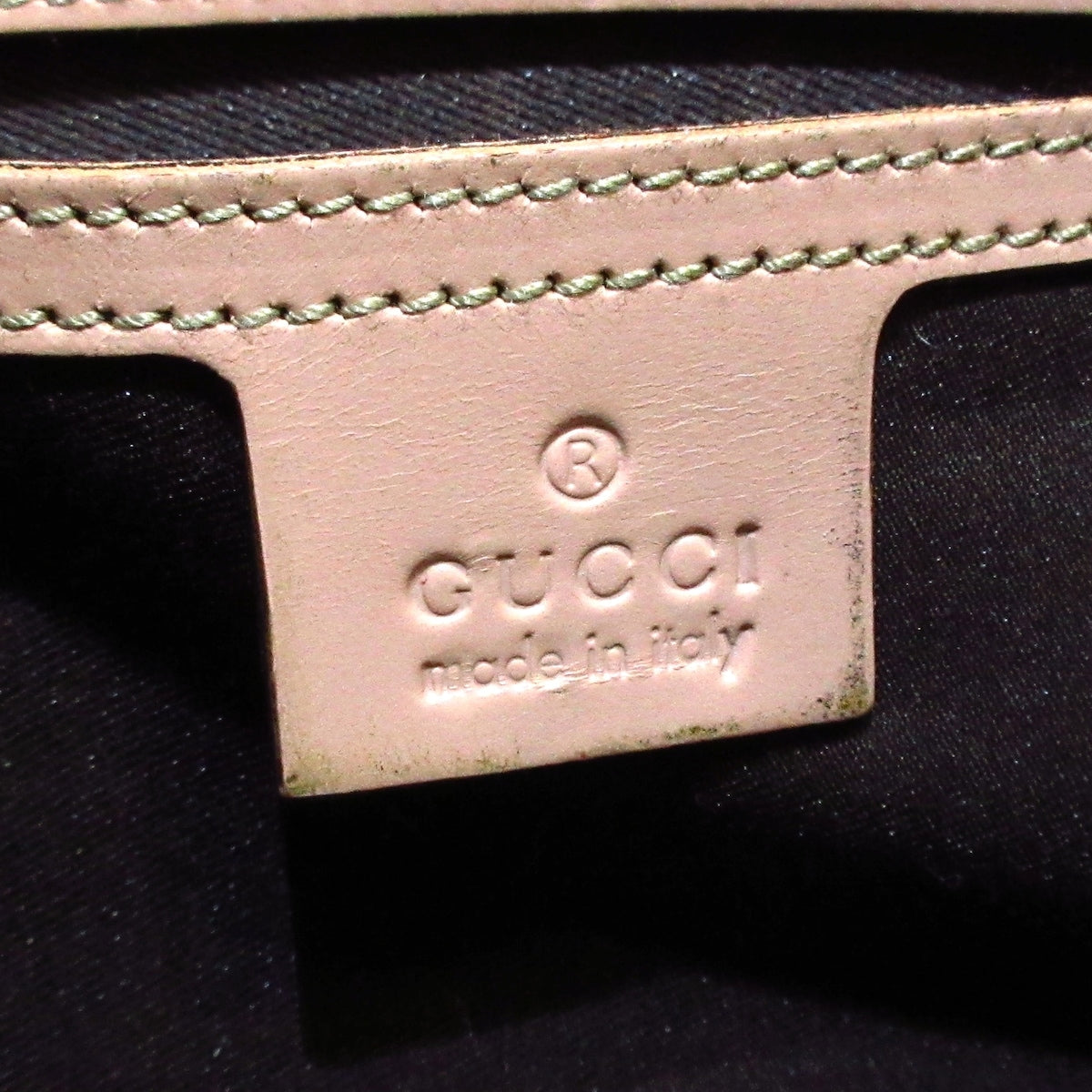 Gucci Gg Crystal Canvas Shoulder Bag ()