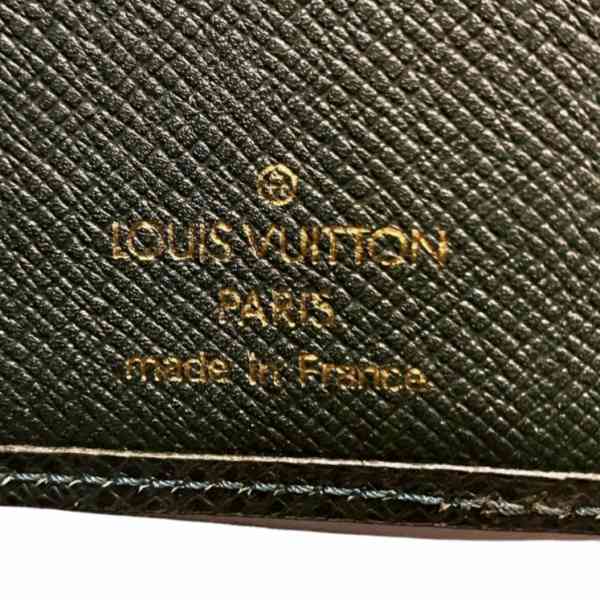 Louis Vuitton Taiga Organizer de Poche Card Holder