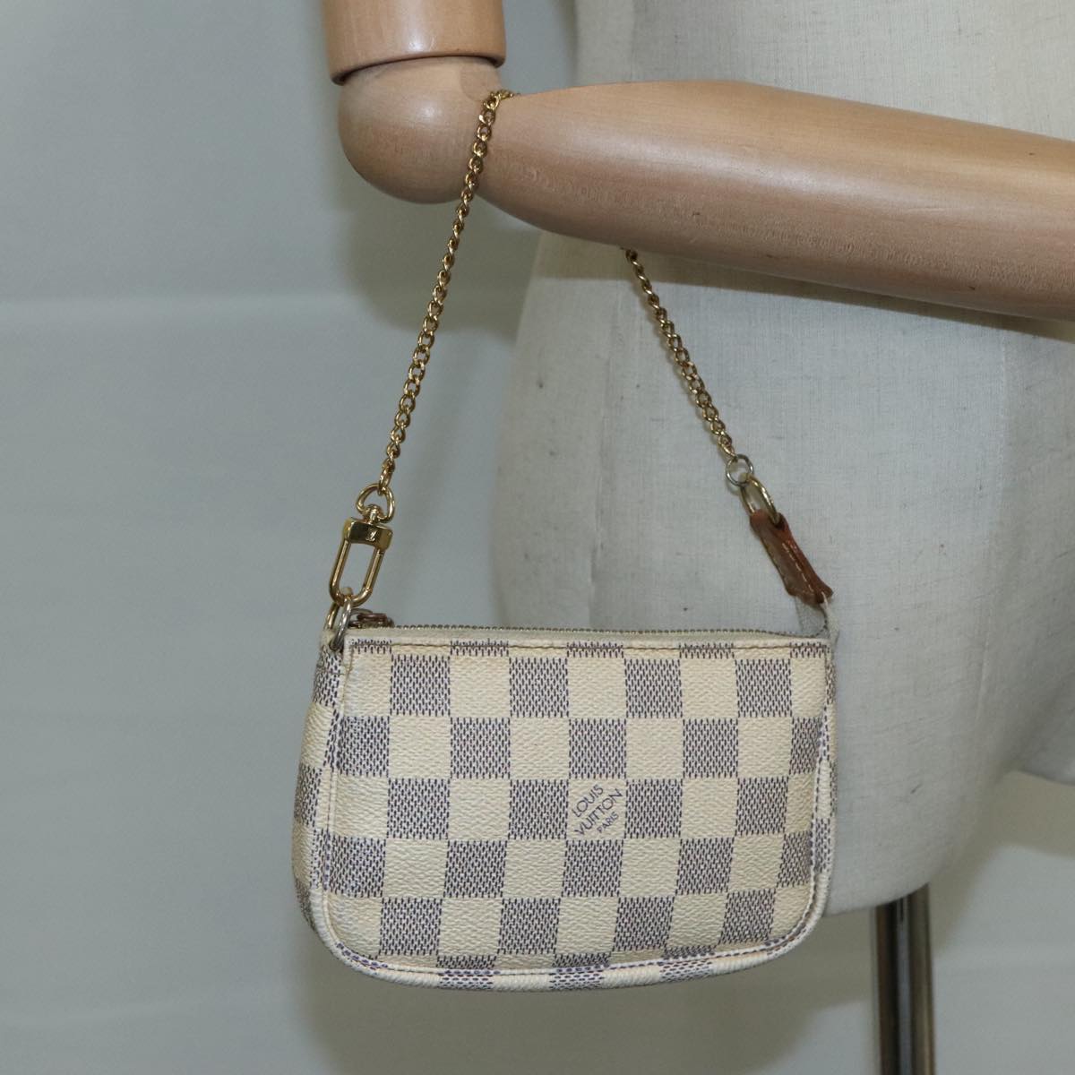 LOUIS VUITTON Damier Azur Mini Pochette Accessoires Pouch N63005 LV 105954