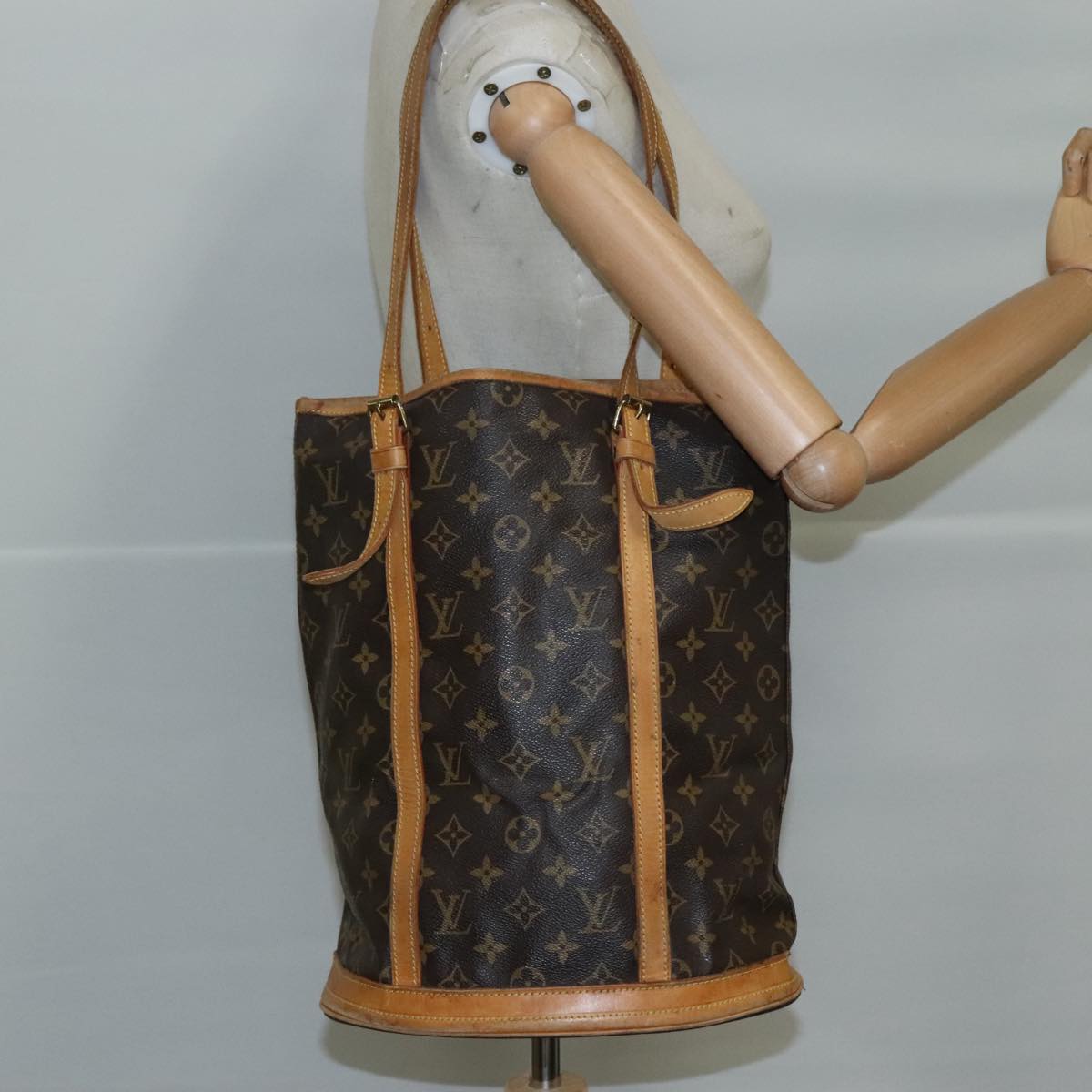 LOUIS VUITTON Monogram Bucket GM Shoulder Bag M42236 LV 107441