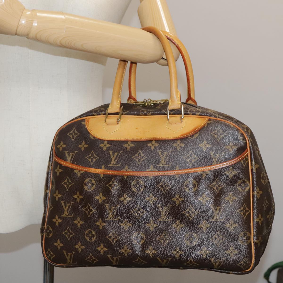 LOUIS VUITTON Monogram Deauville Hand Bag M47270 LV 107653