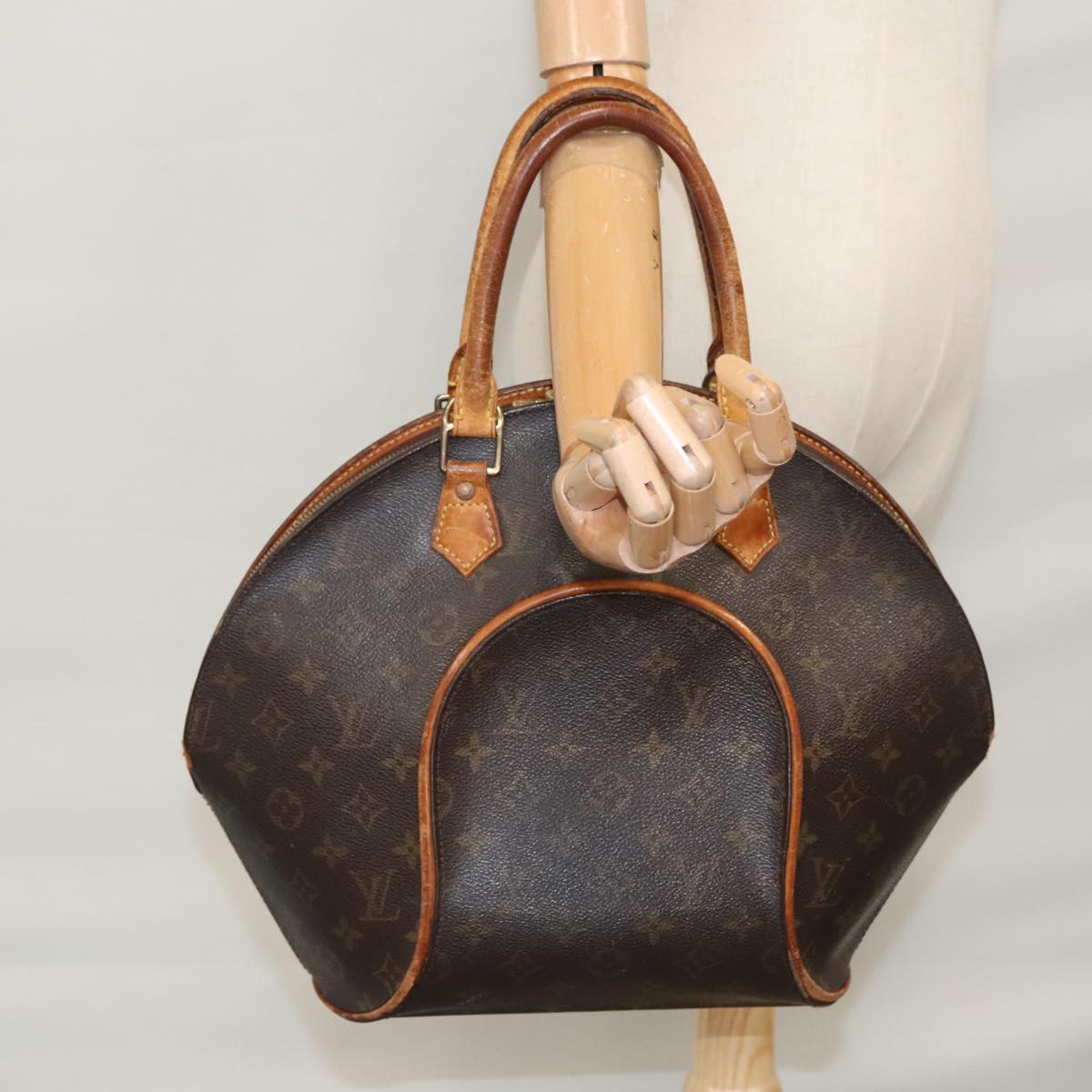 LOUIS VUITTON Monogram Ellipse MM Hand Bag M51126 LV 107810