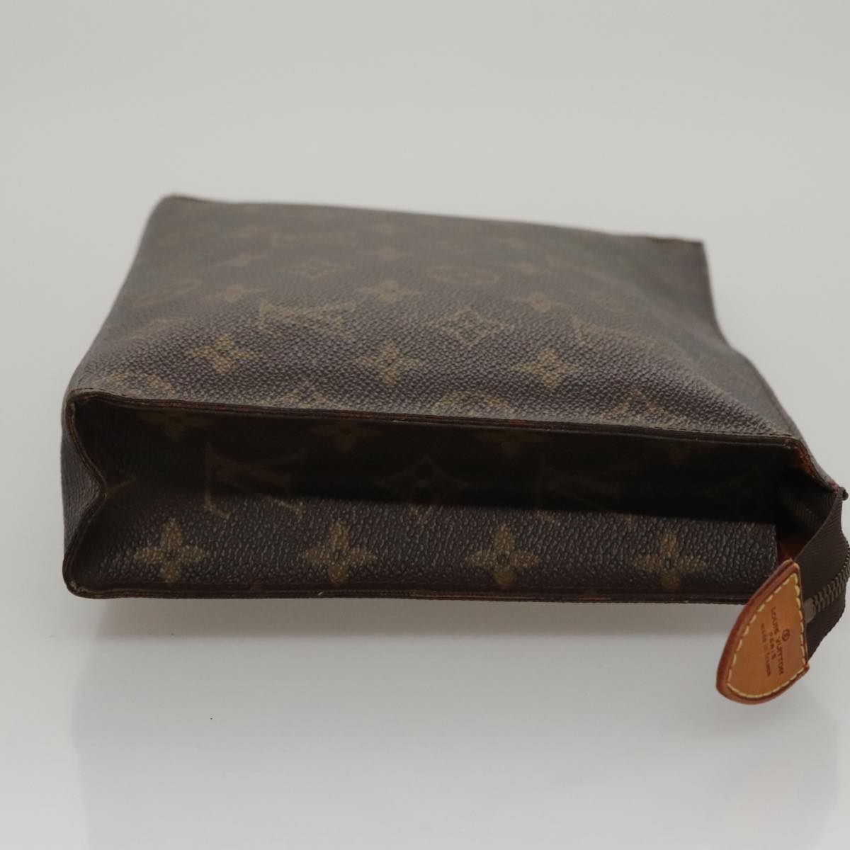 LOUIS VUITTON Monogram Poche Toilette 26 Pouch M47542 LV 107945