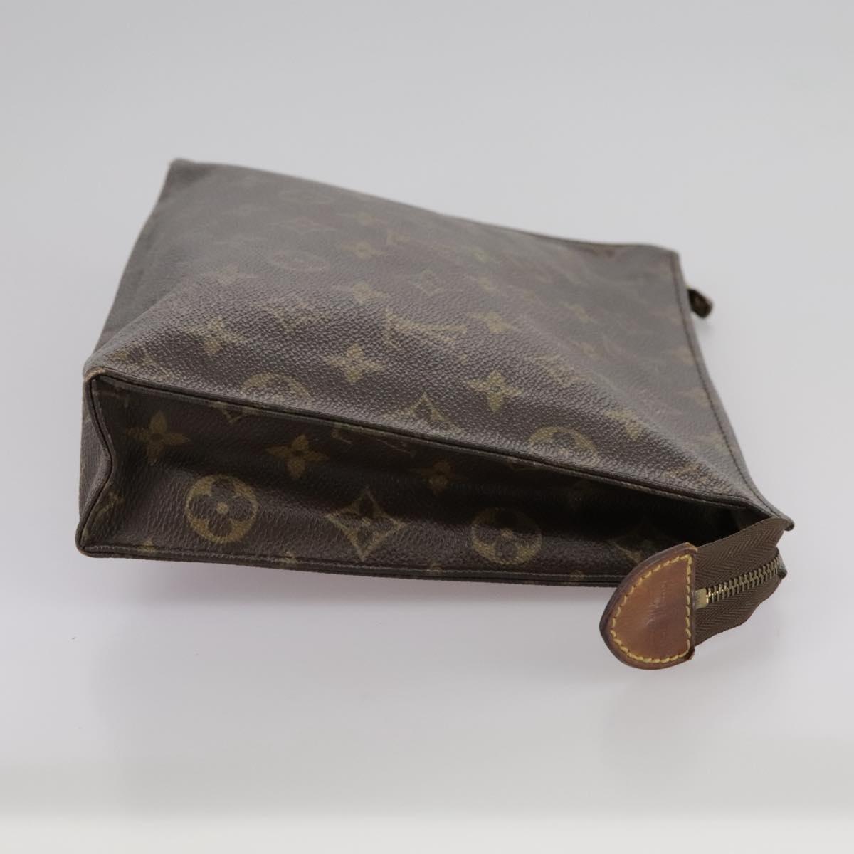 LOUIS VUITTON Monogram Poche Toilette 26 Pouch M47542 LV 108680