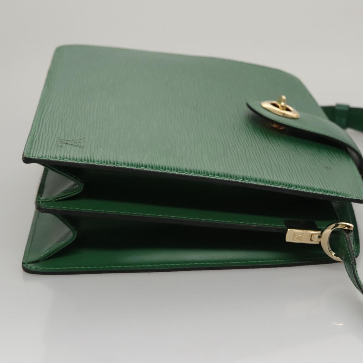 LOUIS VUITTON Epi Capuchin Shoulder Bag Green M52344 LV 108692