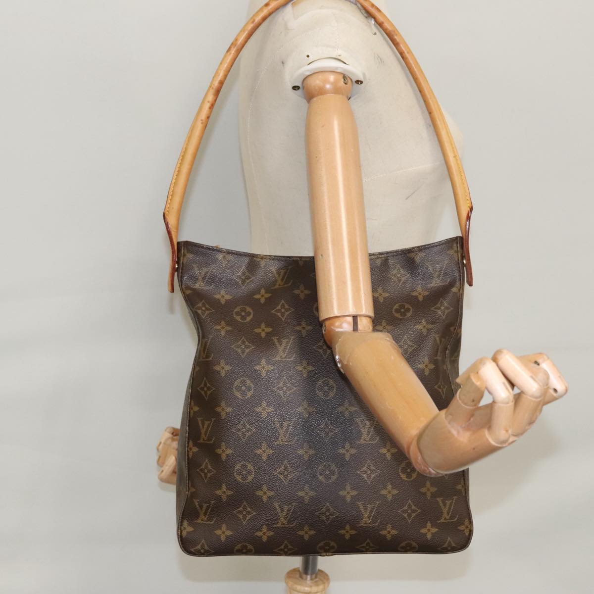LOUIS VUITTON Monogram Looping GM Shoulder Bag M51145 LV 108724