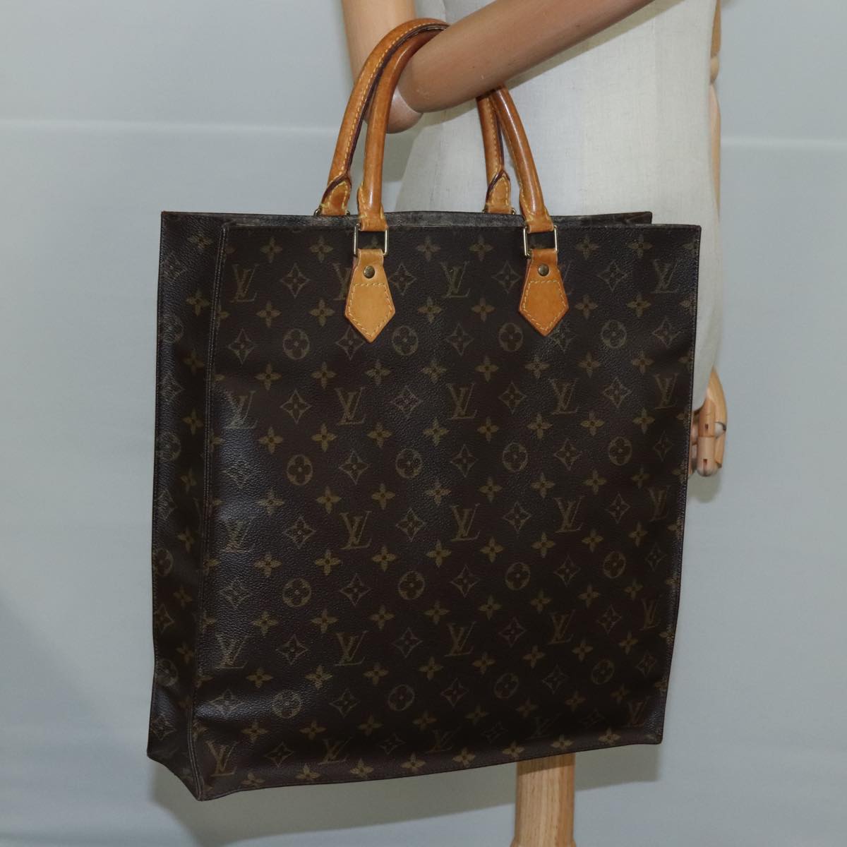 LOUIS VUITTON Monogram Sac Plat Hand Bag M51140 LV 109024