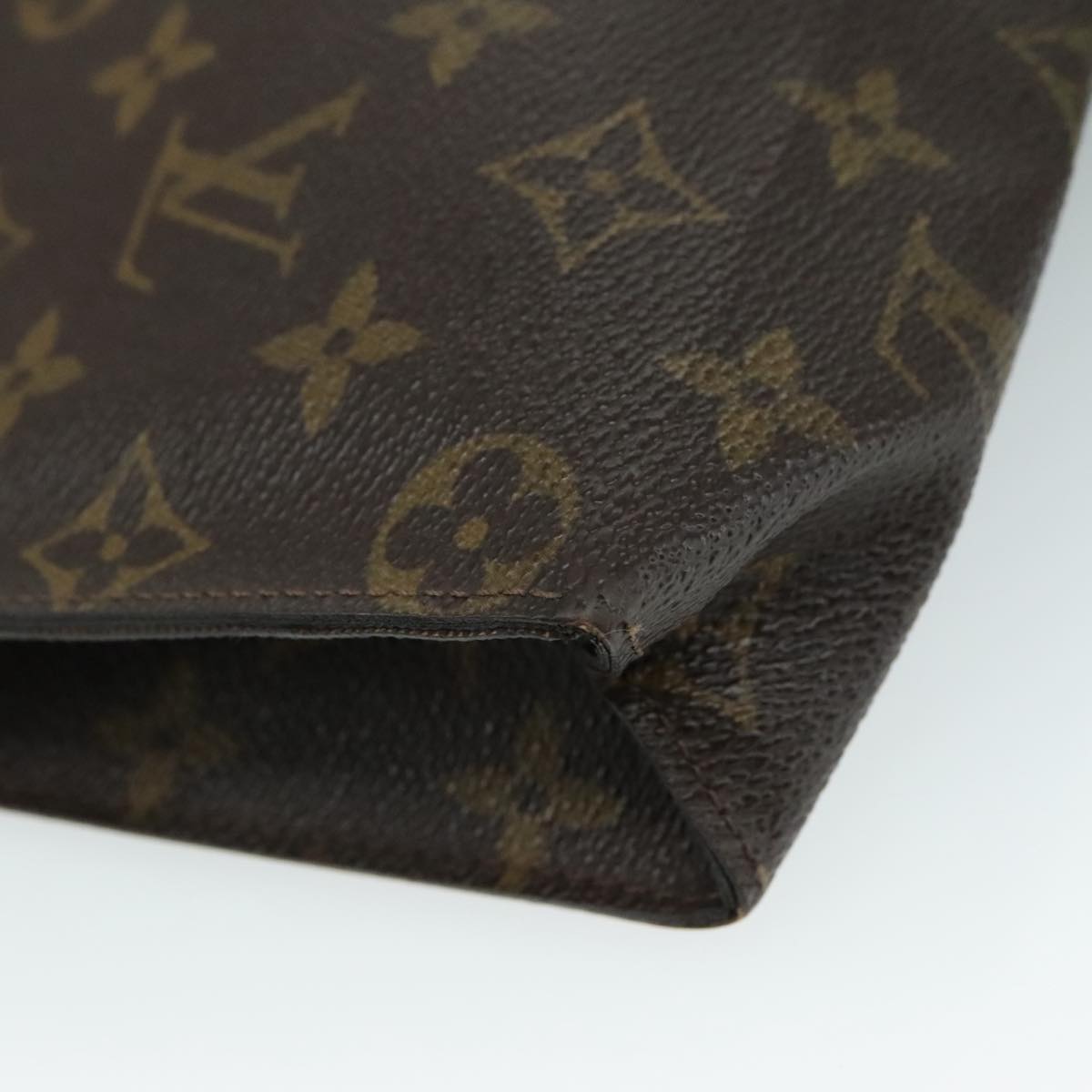 LOUIS VUITTON Monogram Poche Toilette 26 Pouch M47542 LV 109424