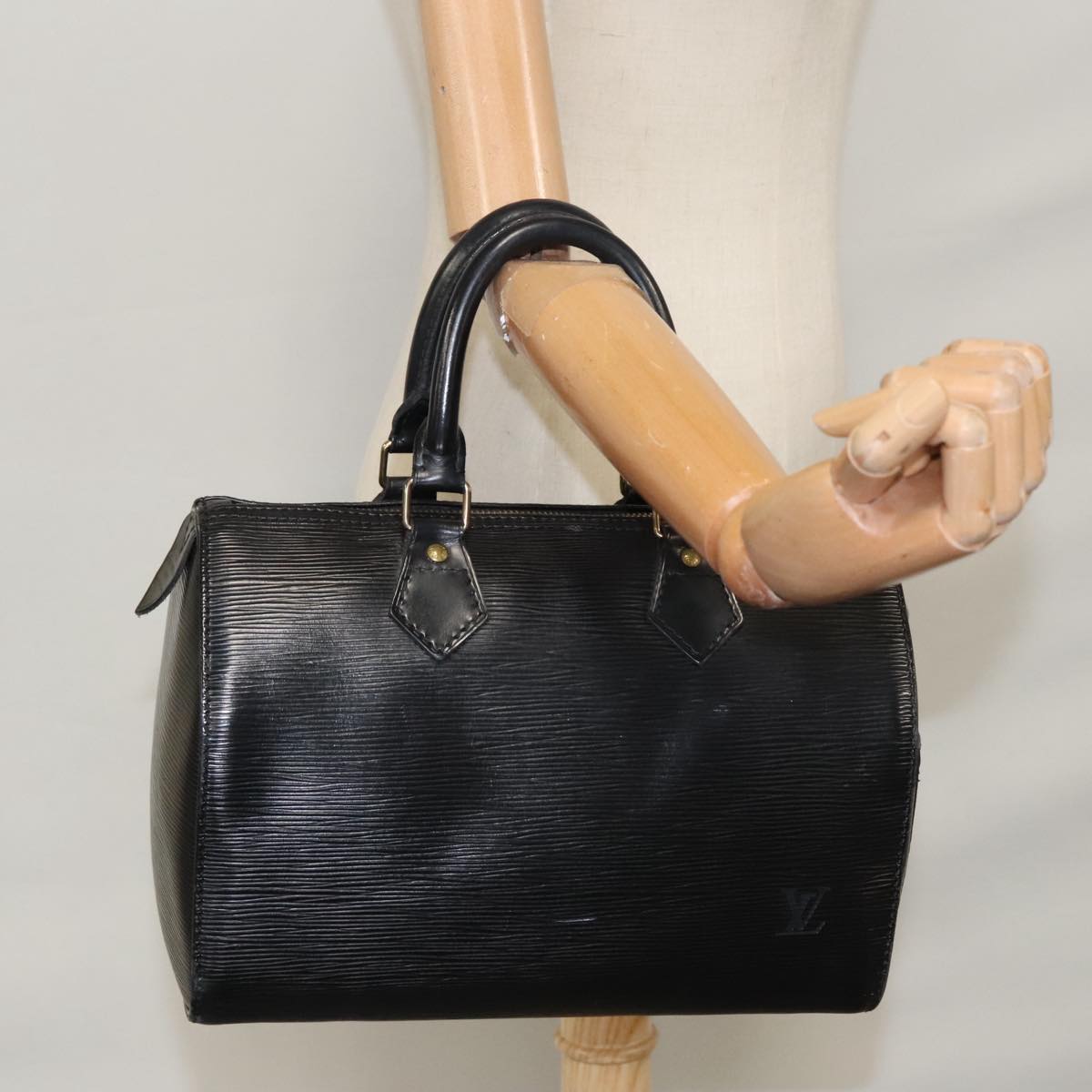 LOUIS VUITTON Epi Speedy 25 Hand Bag Black M43012 LV 109962