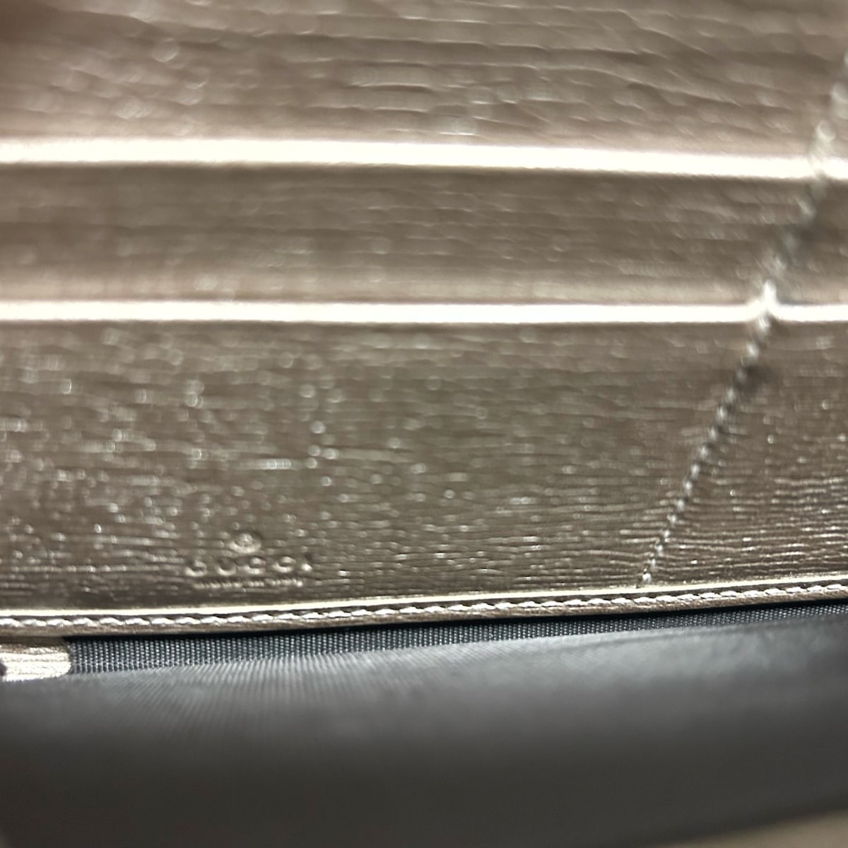 Gucci Lovely Leather Wallet ()