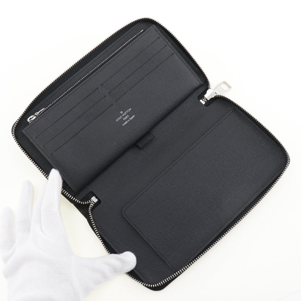 Louis Vuitton Zippy Organizer Leather Wallet ()