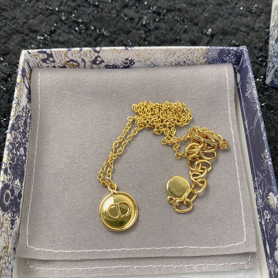 Luxury DiorPEDANT GOLD NECKLACE
