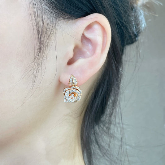 Luxury DiorROSE BAGATELLE DIAMOND MEDIUM EARRINGS