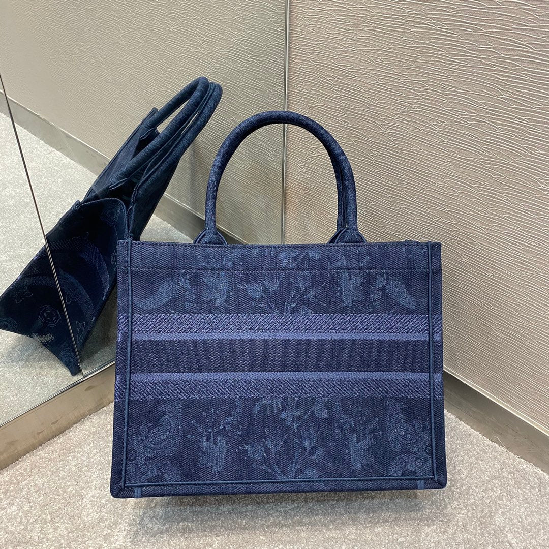 Luxury DiorSMALL BOOK TOTE BAG 36 BLUE