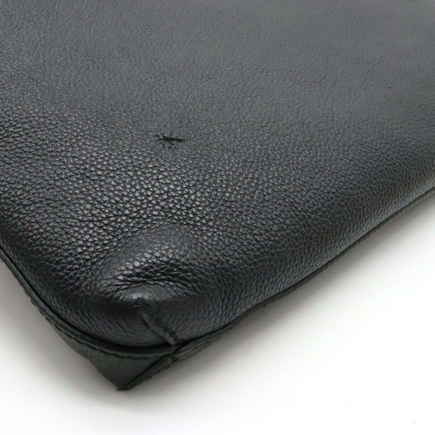 Gucci Logo Leather Clutch Bag ()