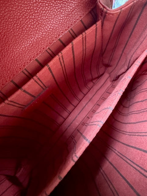 Louis Vuitton Scarlet Monogram Empreinte Pochette Metis