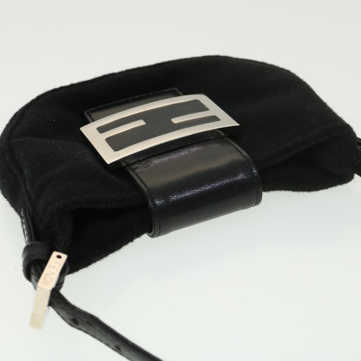 Luxury Fendi Shoulder Bag - '10s