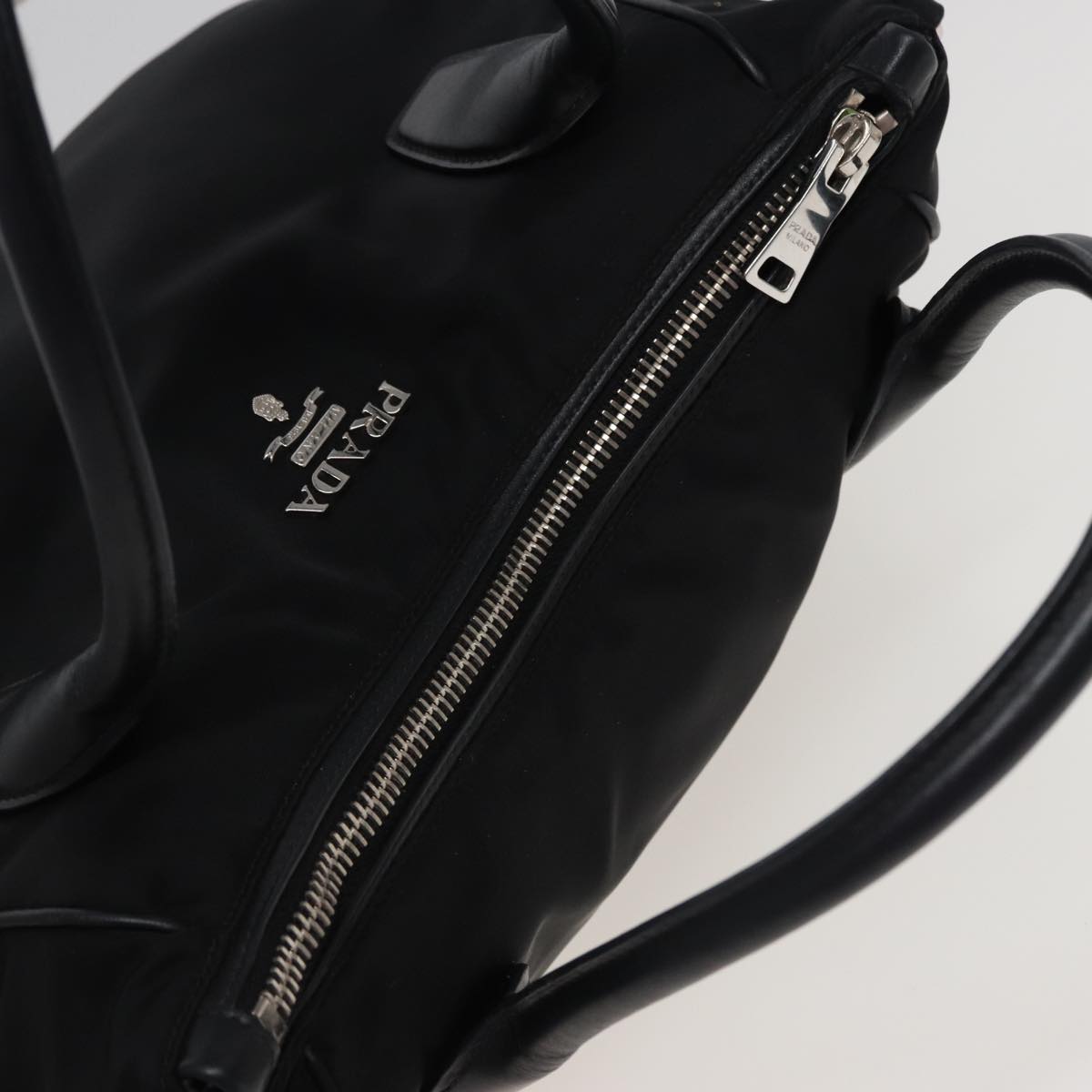 Luxury PradaTessuto Shoulder Bag