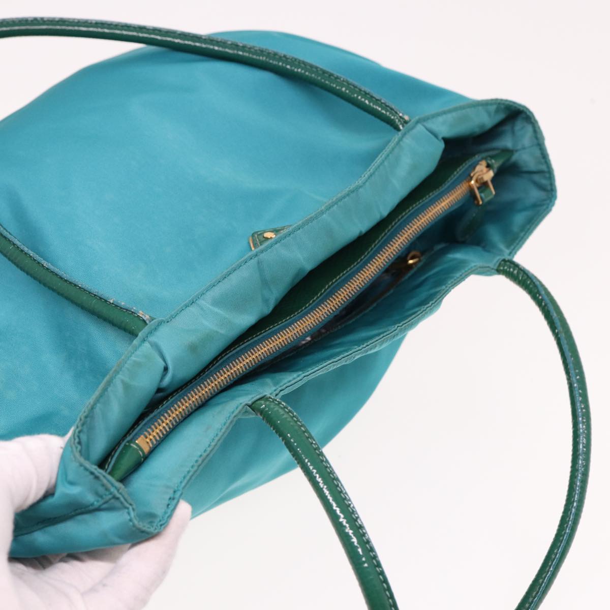 Luxury PradaTessuto Shoulder Bag