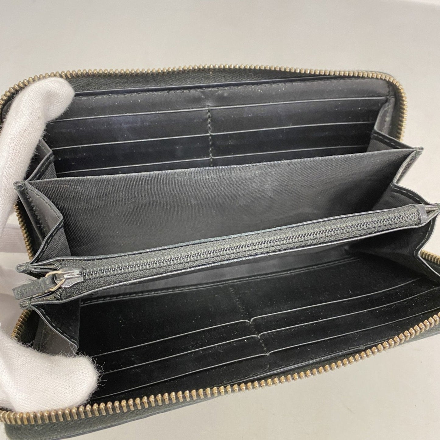 Gucci Guccissima Leather Wallet ()