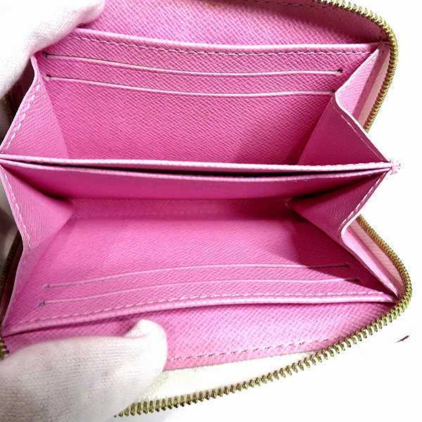 Louis Vuitton Porte Monnaie Zippy Canvas Wallet ()