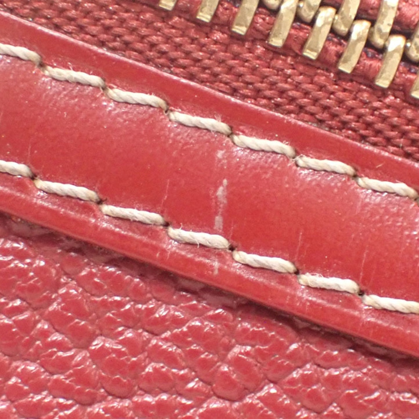 Louis Vuitton Zippy Leather Wallet ()