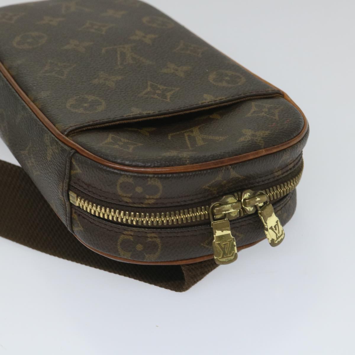 Louis Vuitton Gange Canvas Shoulder Bag ()