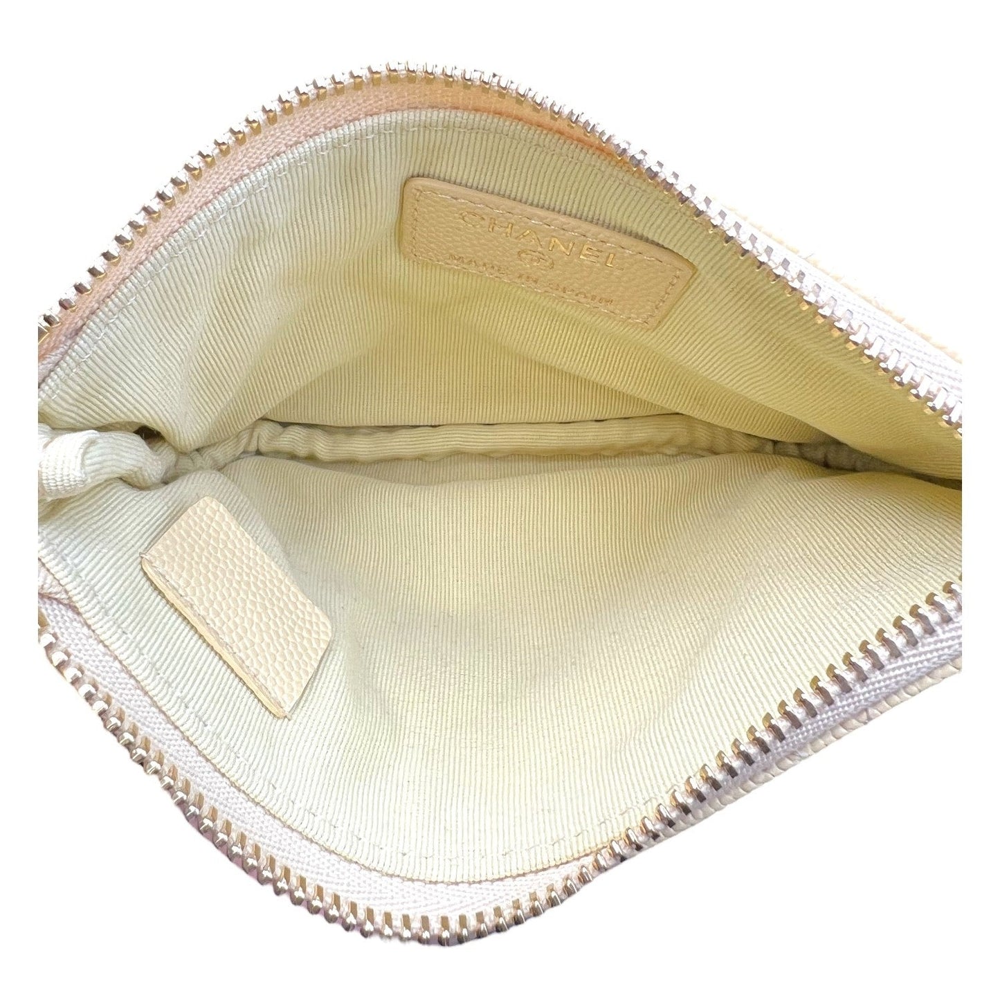 Luxury Chanel bag Quilted Caviar Cosmetic Case