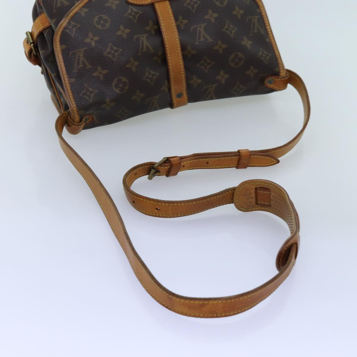 Louis Vuitton Saumur