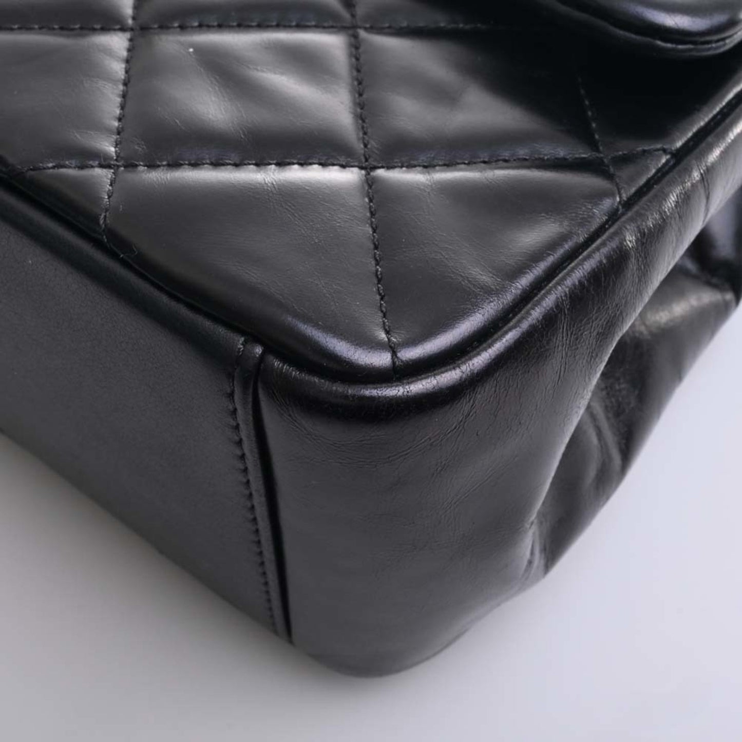 Luxury Chanel Leather Matelasse Coco Mark Chain Shoulder Bag Black Ladies