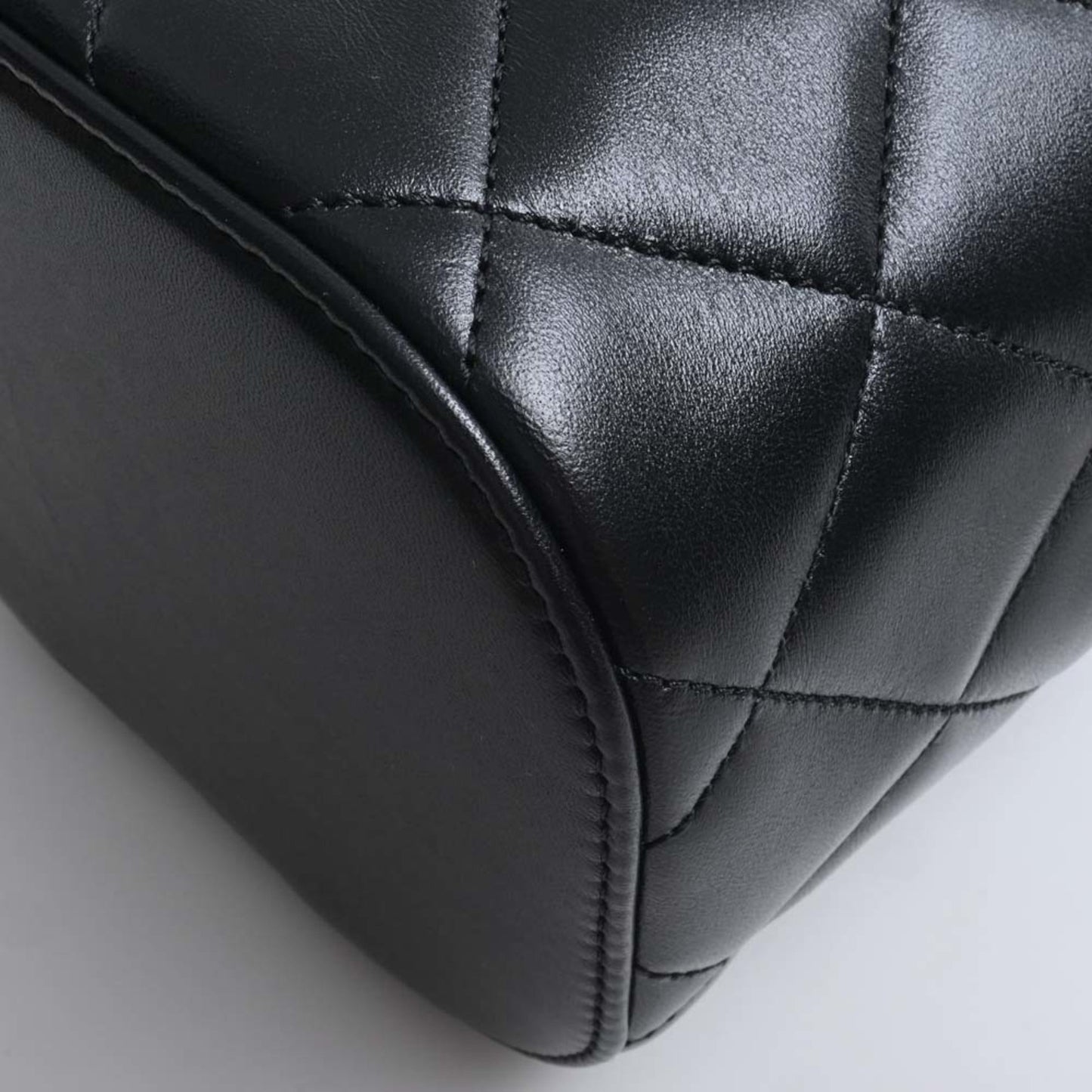 Luxury Chanel Lambskin Matelasse Coco Mark Vanity Bag Chain Shoulder Black Women's