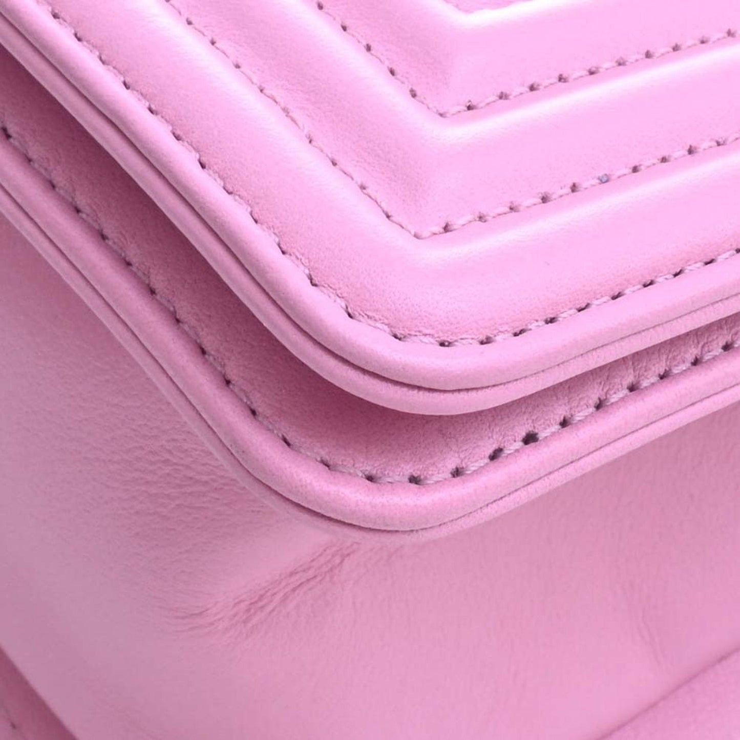 Luxury Chanel Lambskin Boy Coco Mark Chain Shoulder Bag Pink Ladies