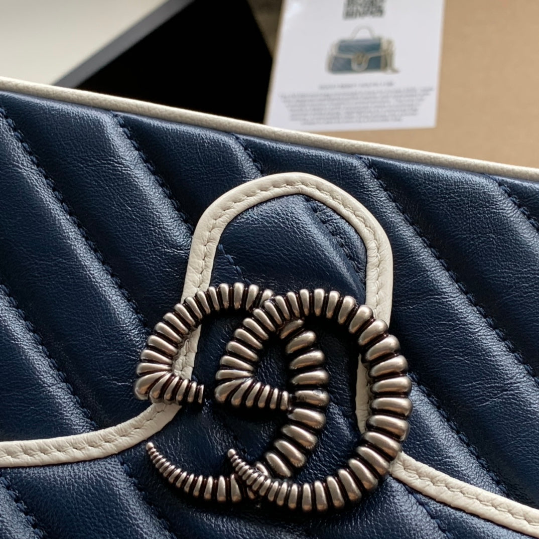 Luxury Gucci GG MARMONT MINI 21 HANDBAG IN MIDNIGHT BLUE CALFSKIN