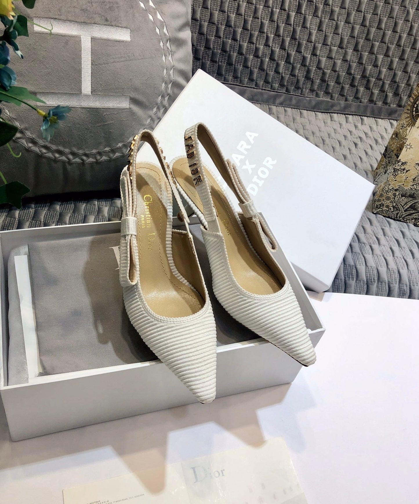 Luxury DiorJA Luxury Diorslingback pumps 65 all white embroidered cotton