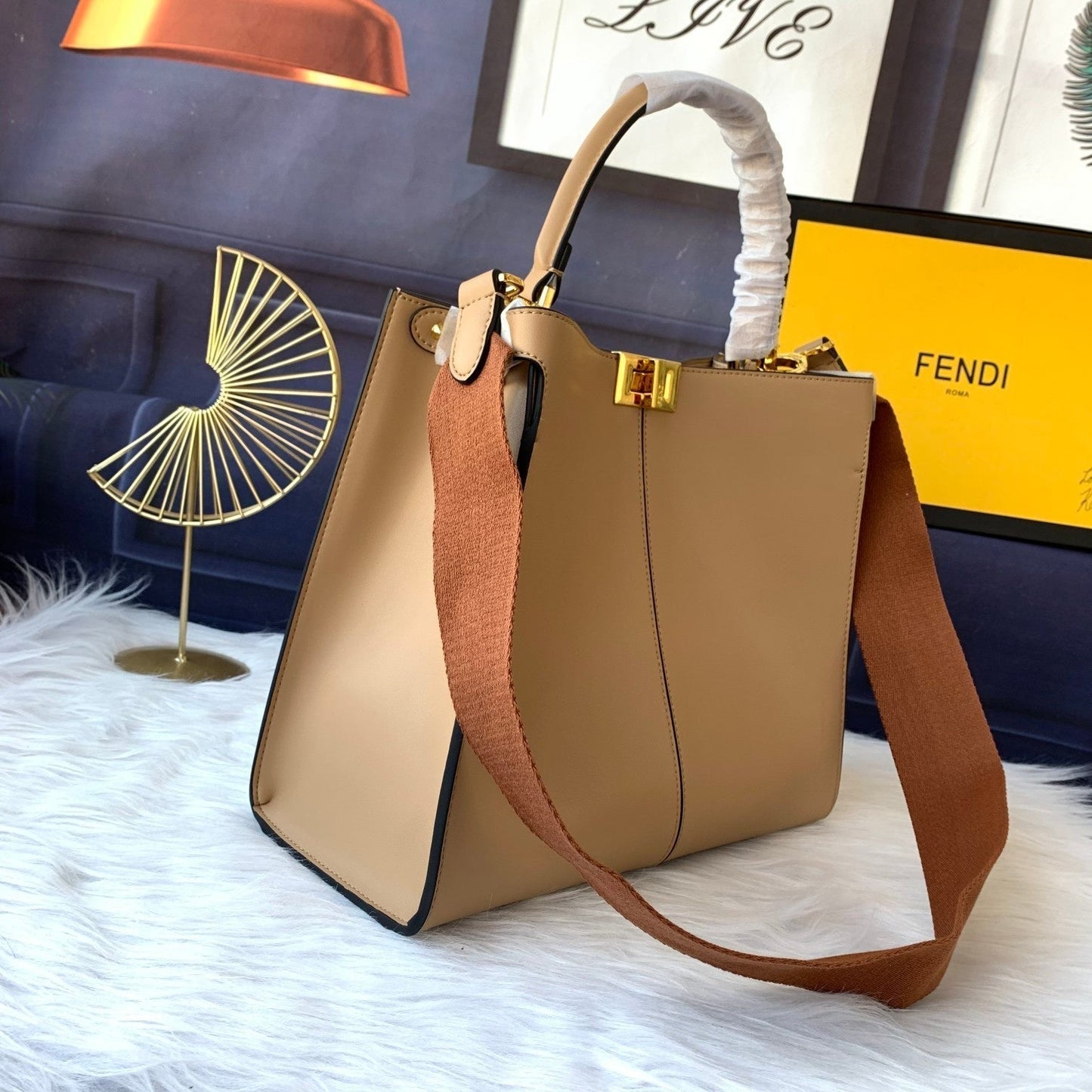 Luxury FendiPeekaboo X-lite medium 30cm Bag light brown lambskin gold hardware