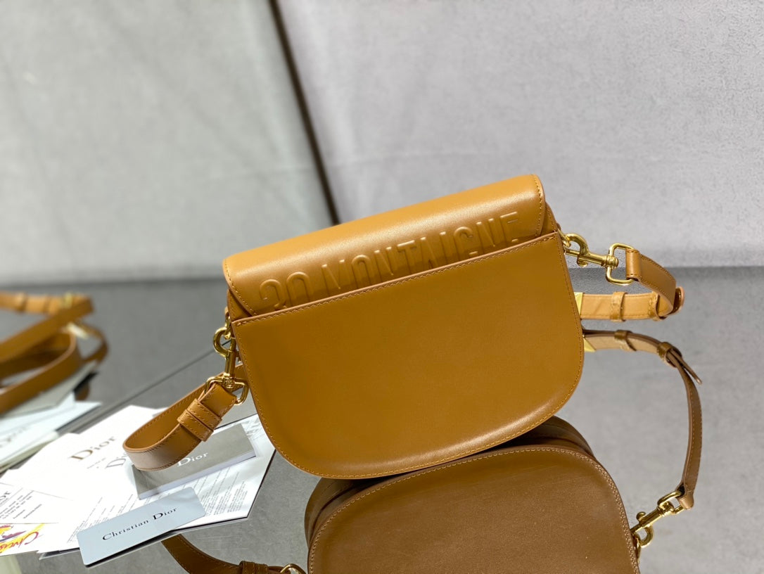 Luxury DiorMEDIUM BOBBY 22CM BROWN CALFSKIN GOLD HARDWARE