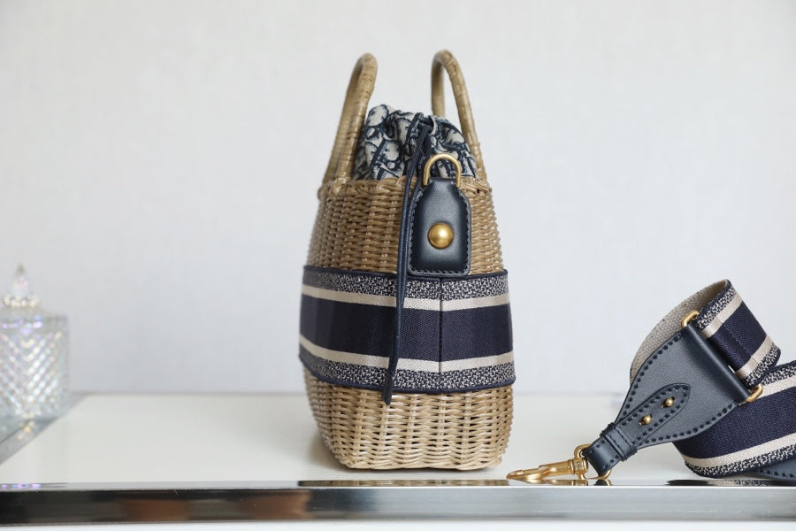 Luxury DiorLARGE 28 BASKET BAG IN BLACK OBLIQUE JACQUARD AND BEIGE WICKER