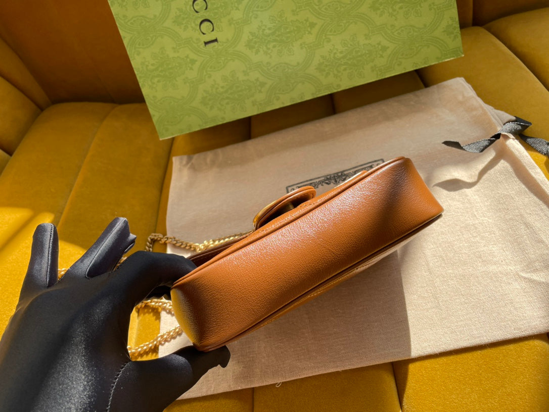 Luxury Gucci GG MARMONT MINI 16 BAG IN CINNAMON BROWN CALFSKIN