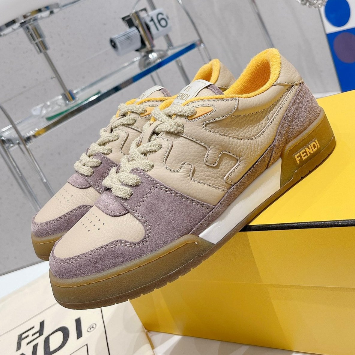 Luxury FendiLuxury FendiCASUAL SNEAKER IN TAN BEIGE CALFSKIN AND HEATHER PURPLE SUEDE