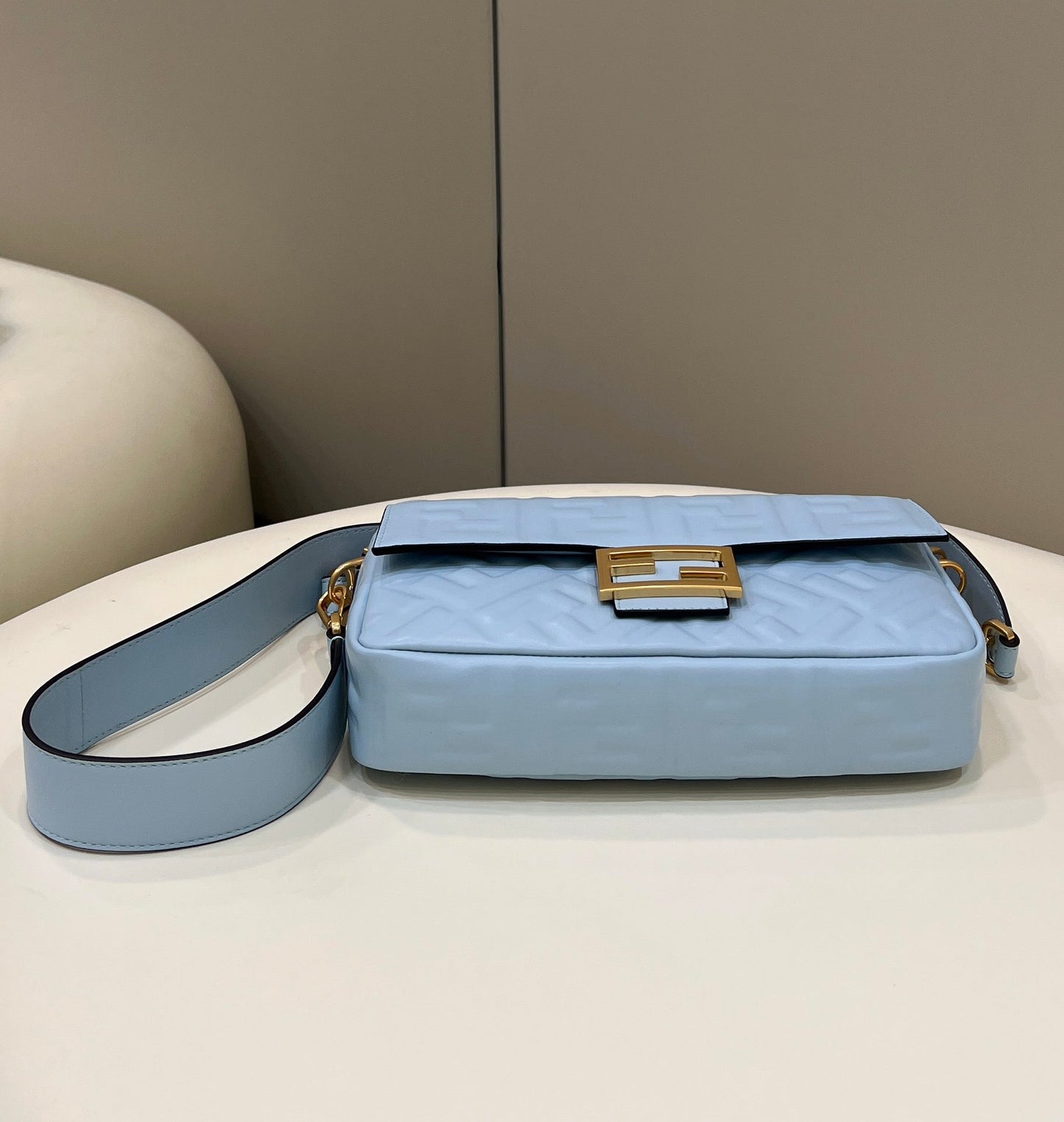 Luxury FendiBaguette 27cm Cloud Blue Lambskin Gold Hardware