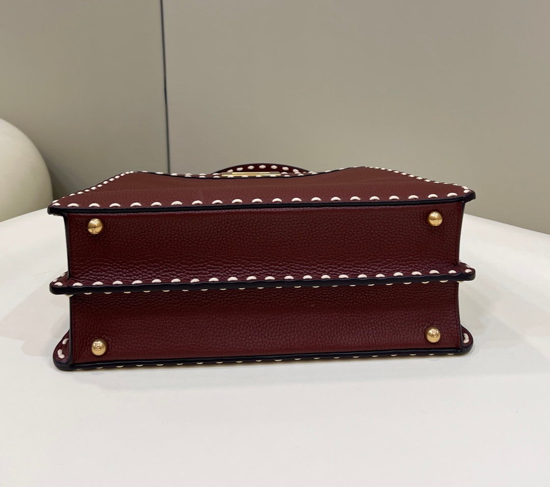 Luxury FendiPEEKABOO ISEEU 33 IN SANGRIA RED GRAINED CALFSKIN GOLD HARDWARE