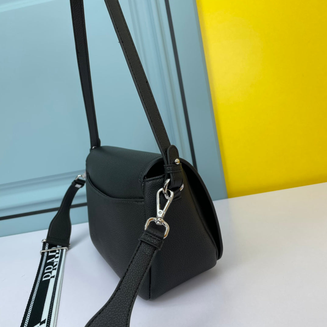 Luxury Prada24 BAG WITH STRAP IN BLACK CALFSKIN