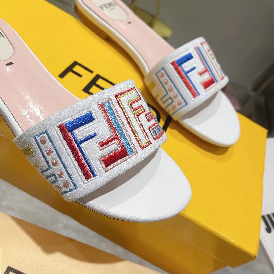 Luxury FendiFF Multicolor Logo Slide Pink White Leather