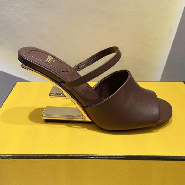 Luxury FendiLuxury FendiFIRST 95 MM HIGH-HEELED SANDAL IN CHOCOLATE BROWN LAMBSKIN GOLD HARDWARE