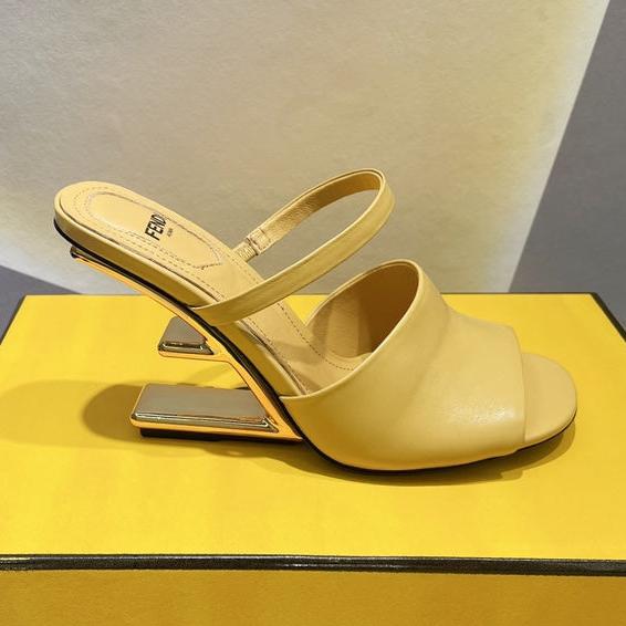 Luxury FendiLuxury FendiFIRST 95 MM HIGH-HEELED SANDAL IN MUSTARD YELLOW LAMBSKIN GOLD HARDWARE