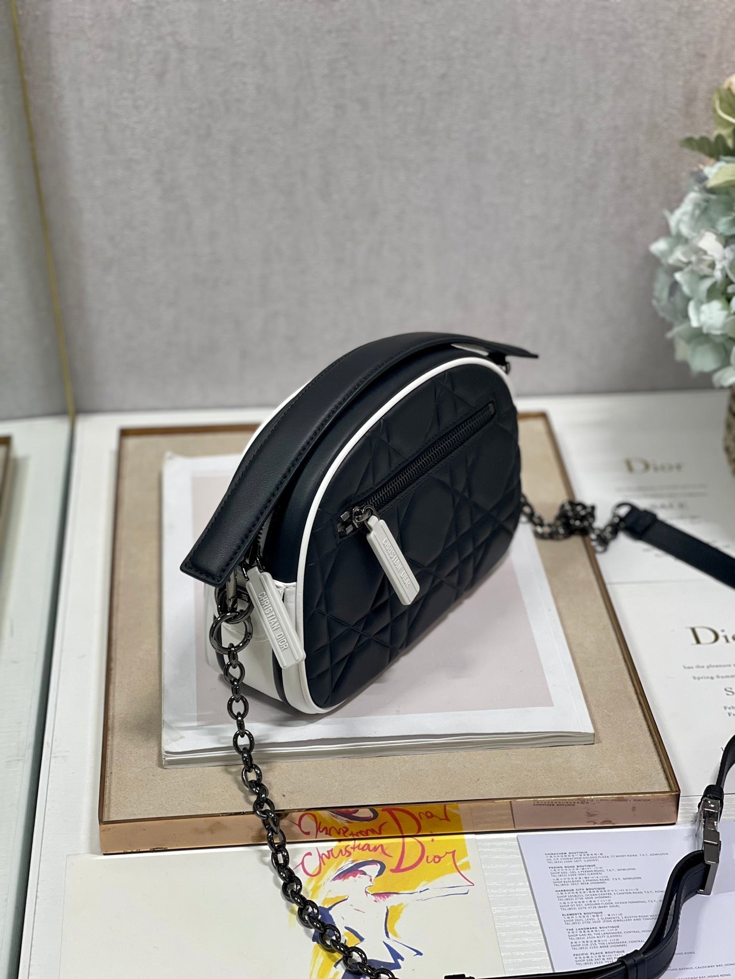 Luxury DiorVIBE HOBO 22 BAG IN BLACK CALFSKIN