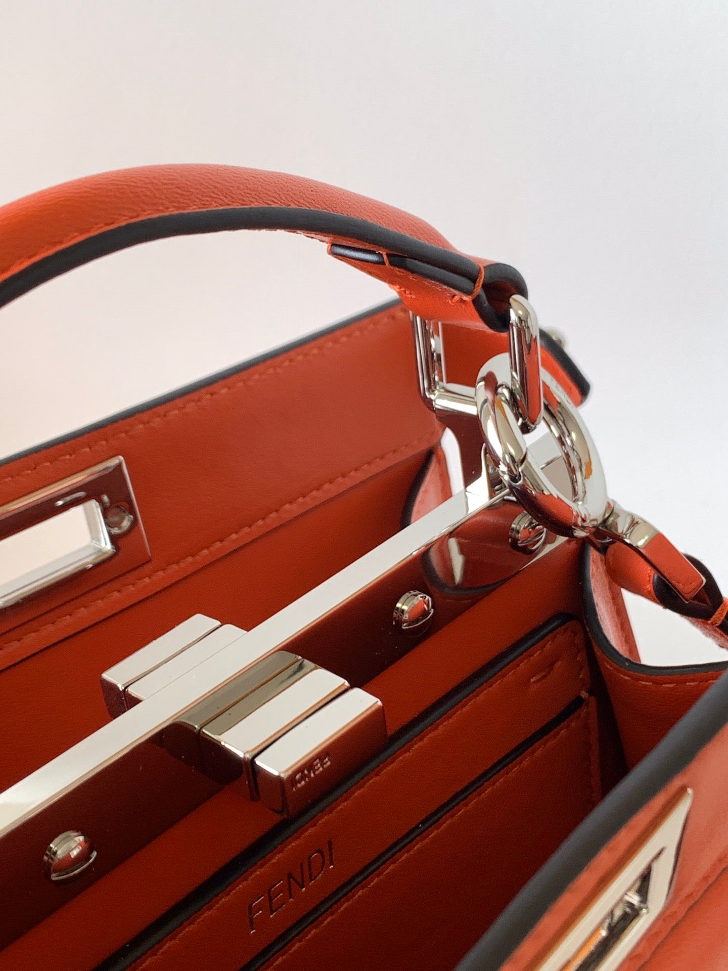 Luxury FendiPeekaboo ISeeU Petite 20 Bag Red Lambskin Shw