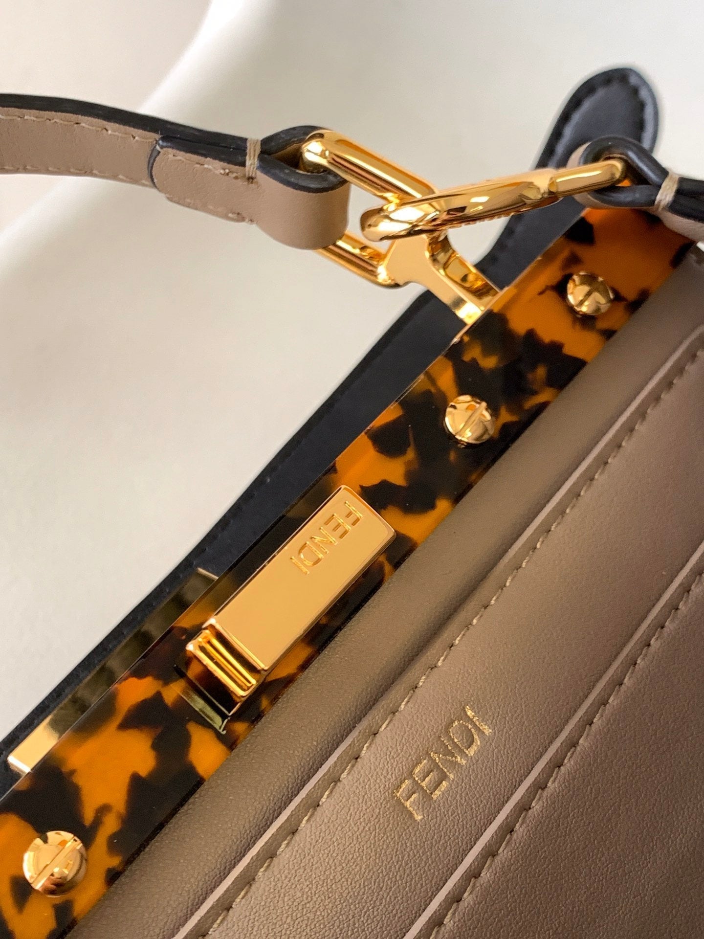 Luxury FendiPeekaboo ISeeU Small 27cm Bag light brown lambskin gold hardware