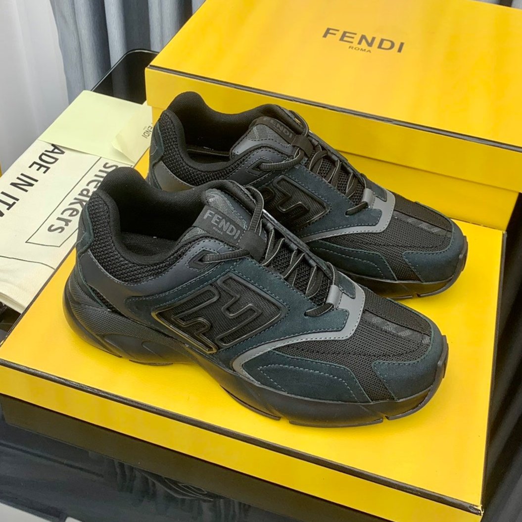 Luxury FendiLuxury FendiFASTER TRAINER IN BLACK CALFSKIN AND SUEDE